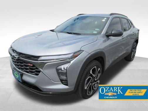 Sterling Gray Metallic 2025 Chevrolet Trax 2RS