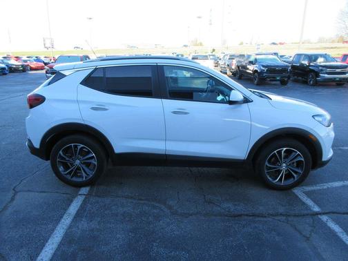 2022 Buick Encore GX Select