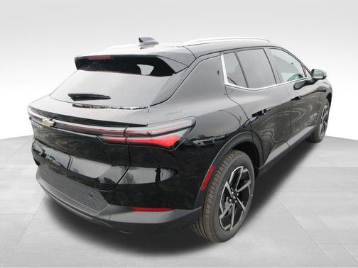 2026 Chevrolet Equinox EV LT 2