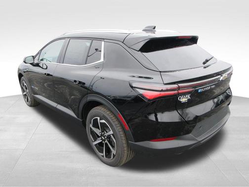 2026 Chevrolet Equinox EV LT 2