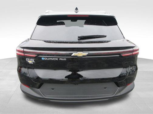 2026 Chevrolet Equinox EV LT 2