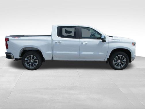 Summit White 2026 Chevrolet Silverado 1500 LT