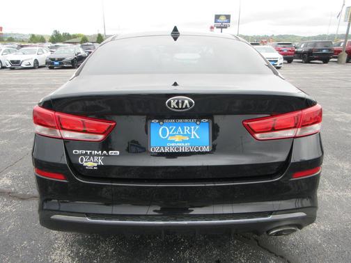 2020 Kia Optima LX