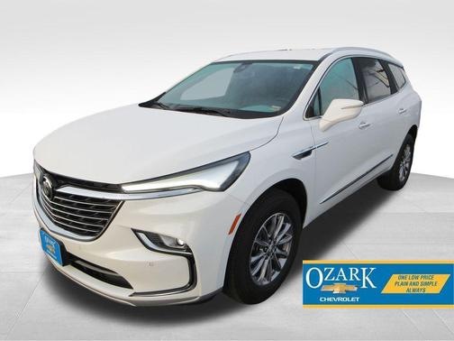 2023 Buick Enclave Essence FWD