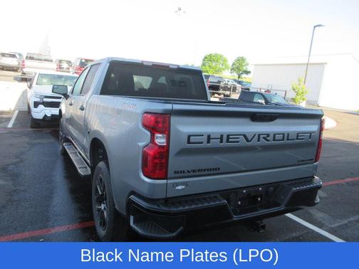 Sterling Gray Metallic 2024 Chevrolet Silverado 1500 Custom Trail Boss