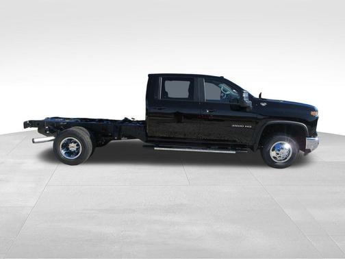 2026 Chevrolet Silverado 3500 LT