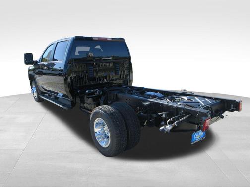 2026 Chevrolet Silverado 3500 LT