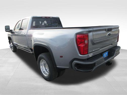 2026 Chevrolet Silverado 3500 High Country
