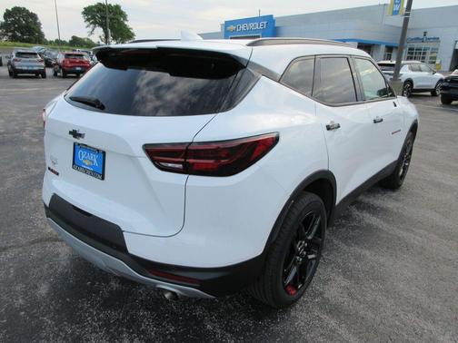 Summit White 2024 Chevrolet Blazer LT