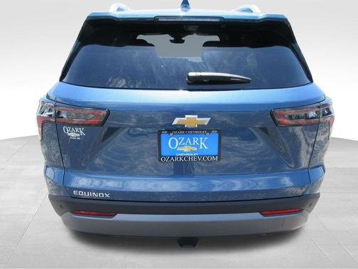 Lakeshore Blue Metallic 2026 Chevrolet Equinox LT