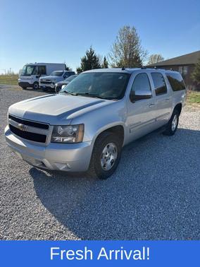 Sheer Silver Metallic 2010 Chevrolet Suburban 1500 LT