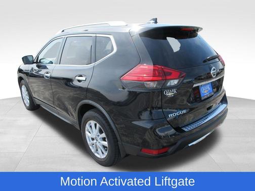 Magnetic Black 2017 Nissan Rogue SV