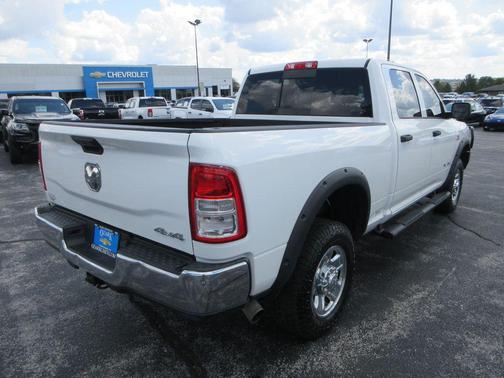 2020 RAM 2500 Tradesman Crew Cab 4X4 6'4' Box
