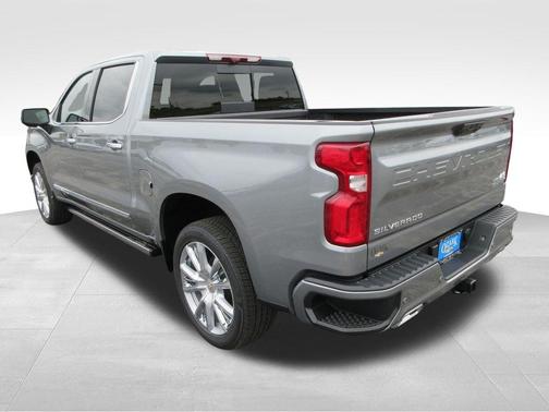 Sterling Gray Metallic 2026 Chevrolet Silverado 1500 High Country