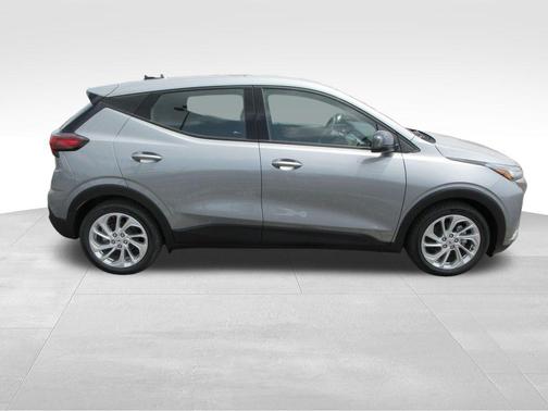 GXD 2027 Chevrolet Bolt LT
