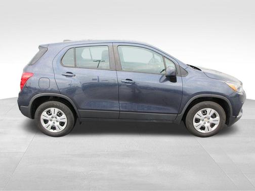 Storm Blue Metallic 2018 Chevrolet Trax LS