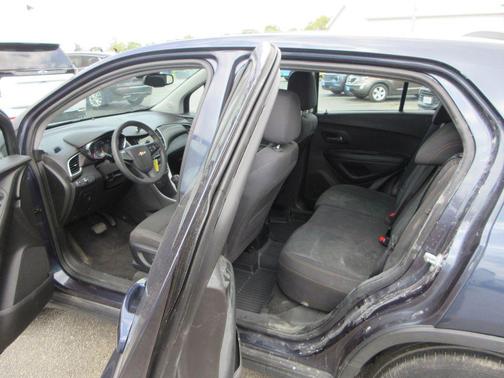 Storm Blue Metallic 2018 Chevrolet Trax LS