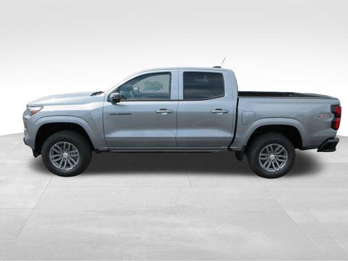 Sterling Gray Metallic 2026 Chevrolet Colorado LT