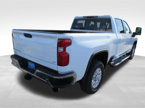 Summit White 2026 Chevrolet Silverado 3500 LT