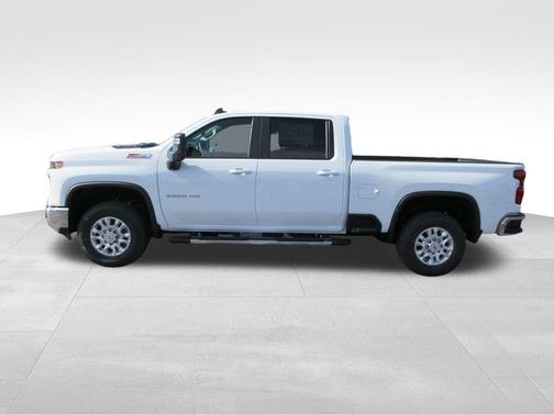 Summit White 2026 Chevrolet Silverado 3500 LT