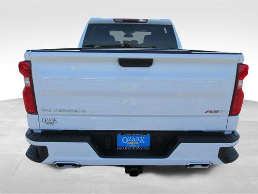 Summit White 2026 Chevrolet Silverado 1500 RST