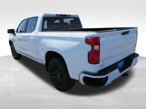 Summit White 2026 Chevrolet Silverado 1500 RST