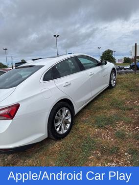 2022 Chevrolet Malibu FWD LT