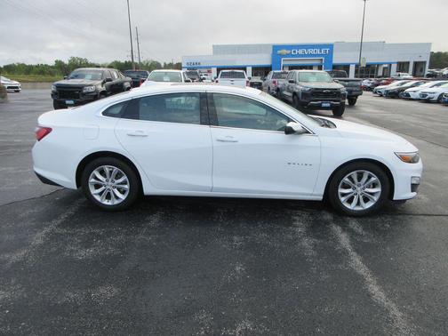 2022 Chevrolet Malibu FWD LT