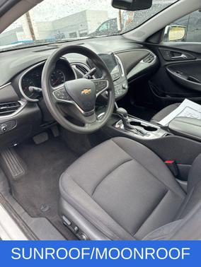 2022 Chevrolet Malibu FWD LT