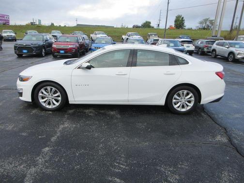 2022 Chevrolet Malibu FWD LT