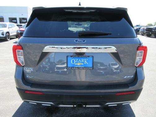 Gray Metallic 2023 Ford Explorer XLT