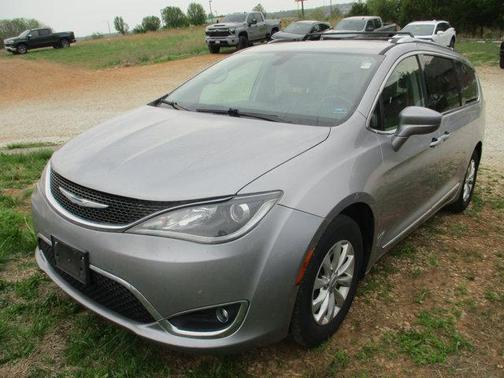 2018 Chrysler Pacifica Touring-L