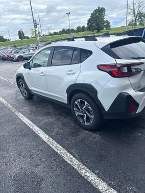 Crystal White Pearl 2024 Subaru Crosstrek Premium