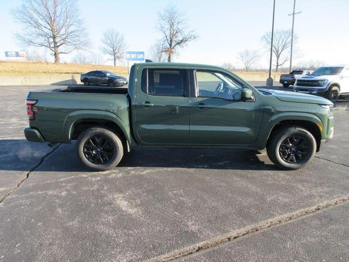 Tactical Green 2023 Nissan Frontier SV