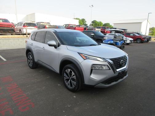 Brilliant Silver Metallic 2021 Nissan Rogue SV