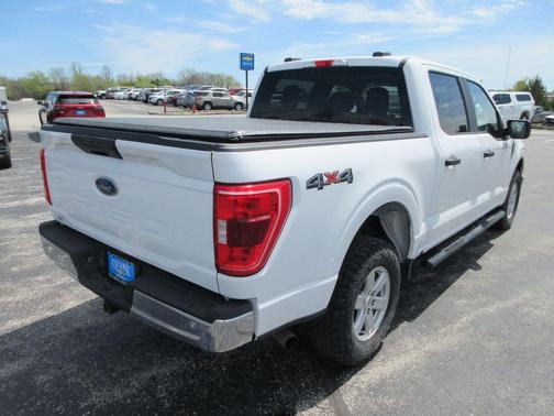 Oxford White 2021 Ford F-150 XLT