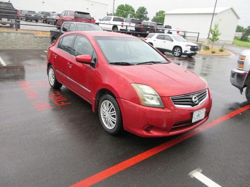 Red Brick 2011 Nissan Sentra 2.0 S