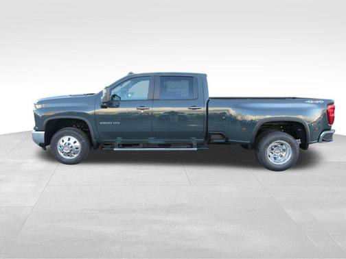 2026 Chevrolet Silverado 3500 LT
