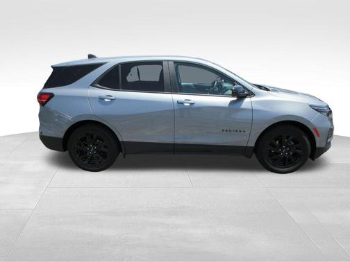 Sterling Gray Metallic 2024 Chevrolet Equinox LS