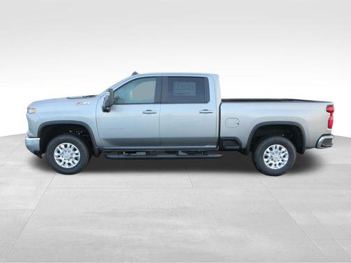 2025 Chevrolet Silverado 3500 LT