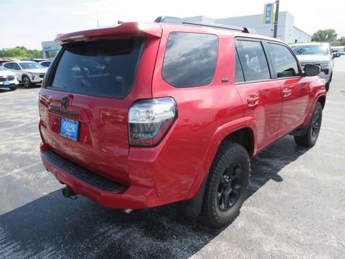Barcelona Red Metallic 2018 Toyota 4Runner SR5