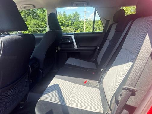 Barcelona Red Metallic 2018 Toyota 4Runner SR5