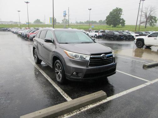 Predawn Gray Mica 2016 Toyota Highlander XLE