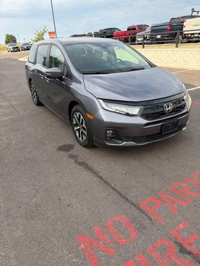 Sonic Gray Pearl 2025 Honda Odyssey EX-L