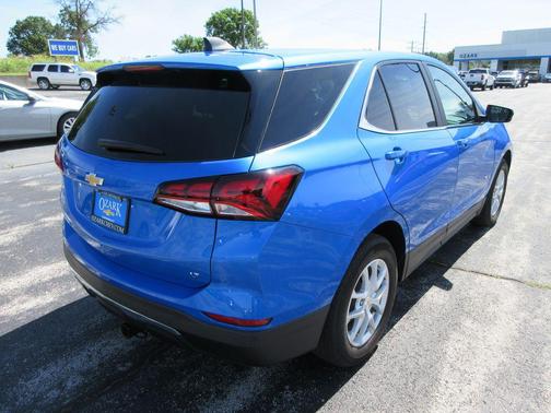 Rip Tide Blue 2024 Chevrolet Equinox LT