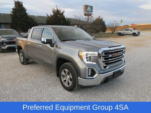 2022 GMC Sierra 1500 SLT