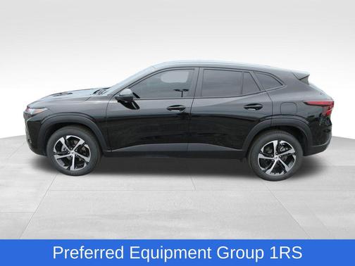 Mosaic Black Metallic 2025 Chevrolet Trax 1RS