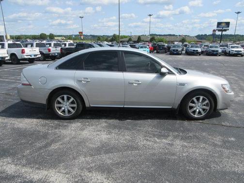 2008 Ford Taurus SEL