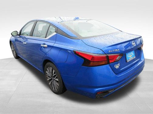 Bluestone Pearl 2025 Nissan Altima SV