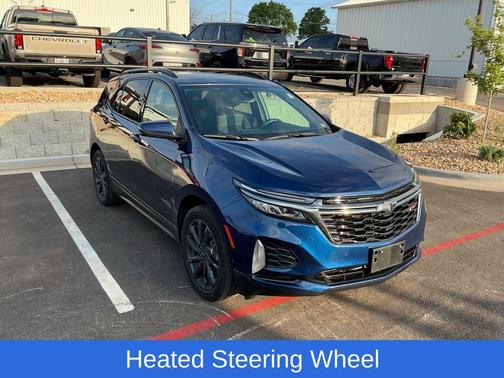 Blue Glow Metallic 2022 Chevrolet Equinox RS